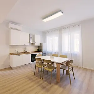 La Casetta Di Lina And Guest house