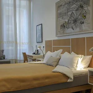 Vespahouse Rome